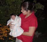 Wendy, Andrew y flores
